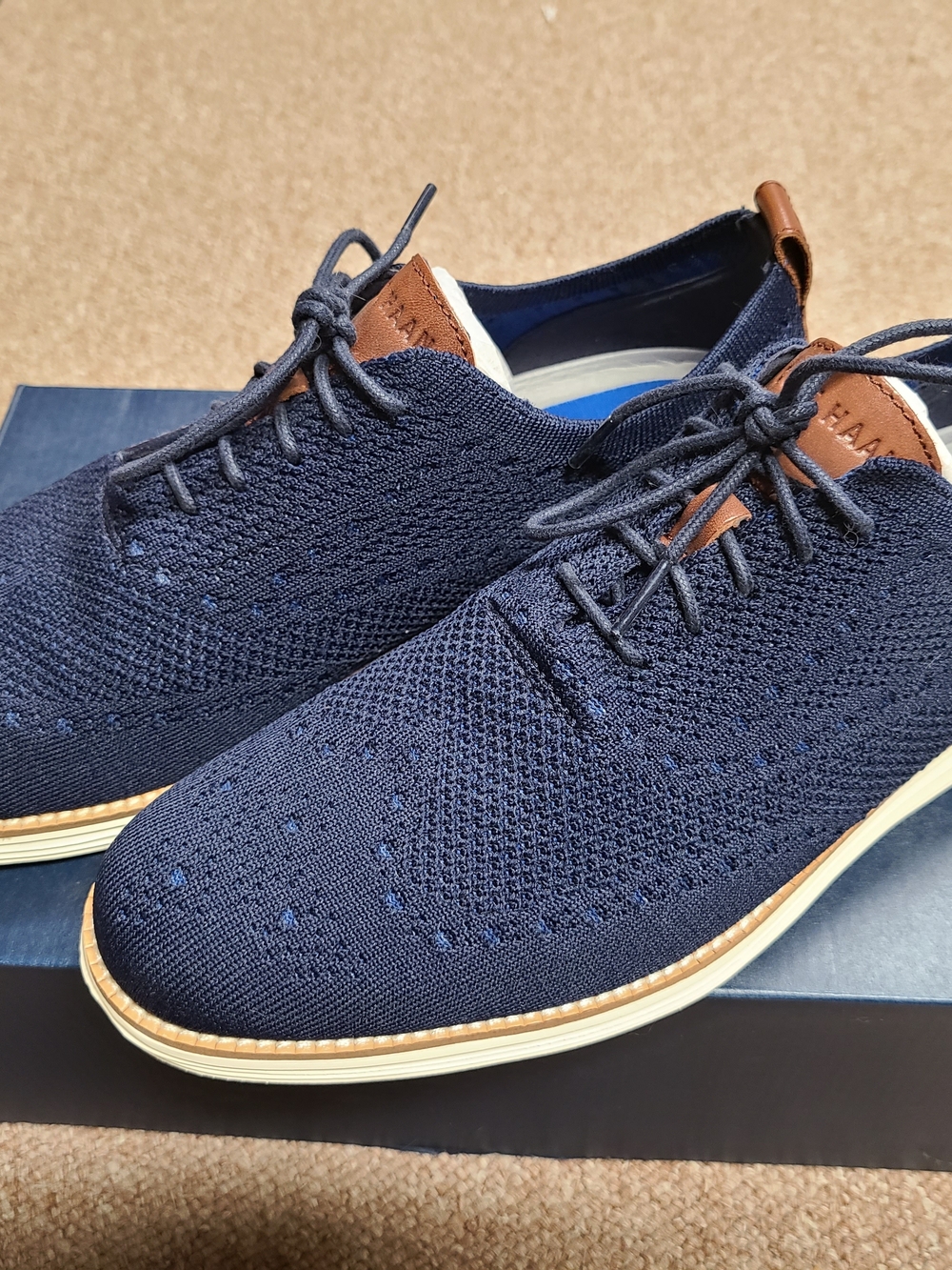 Cole Haan Men's 10.5M Original Grand OS hybrid sneakers - Picture 3 of 7